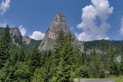 The Bicaz Gorge in Romania. Wikimedia Commons.