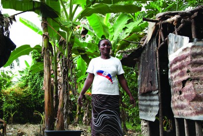 Rosemene operates a small store outside her home in Mirebalais, Haiti. Photo: Laura Pohl / Bread for the World