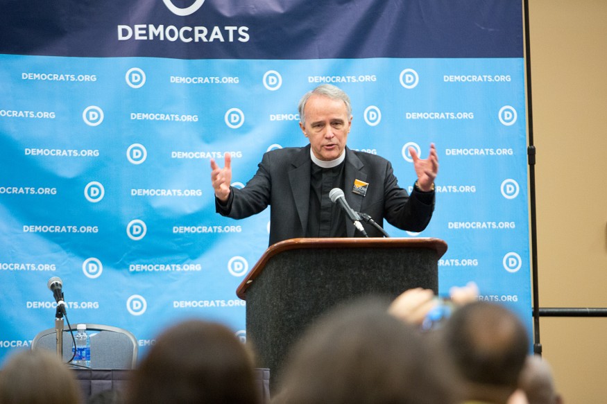 Bread for the World President Rev. David Beckmann speaks to faith activists and delegates at the Democratic National Convention in Philadelphia. Joseph Molieri/Bread for the World.