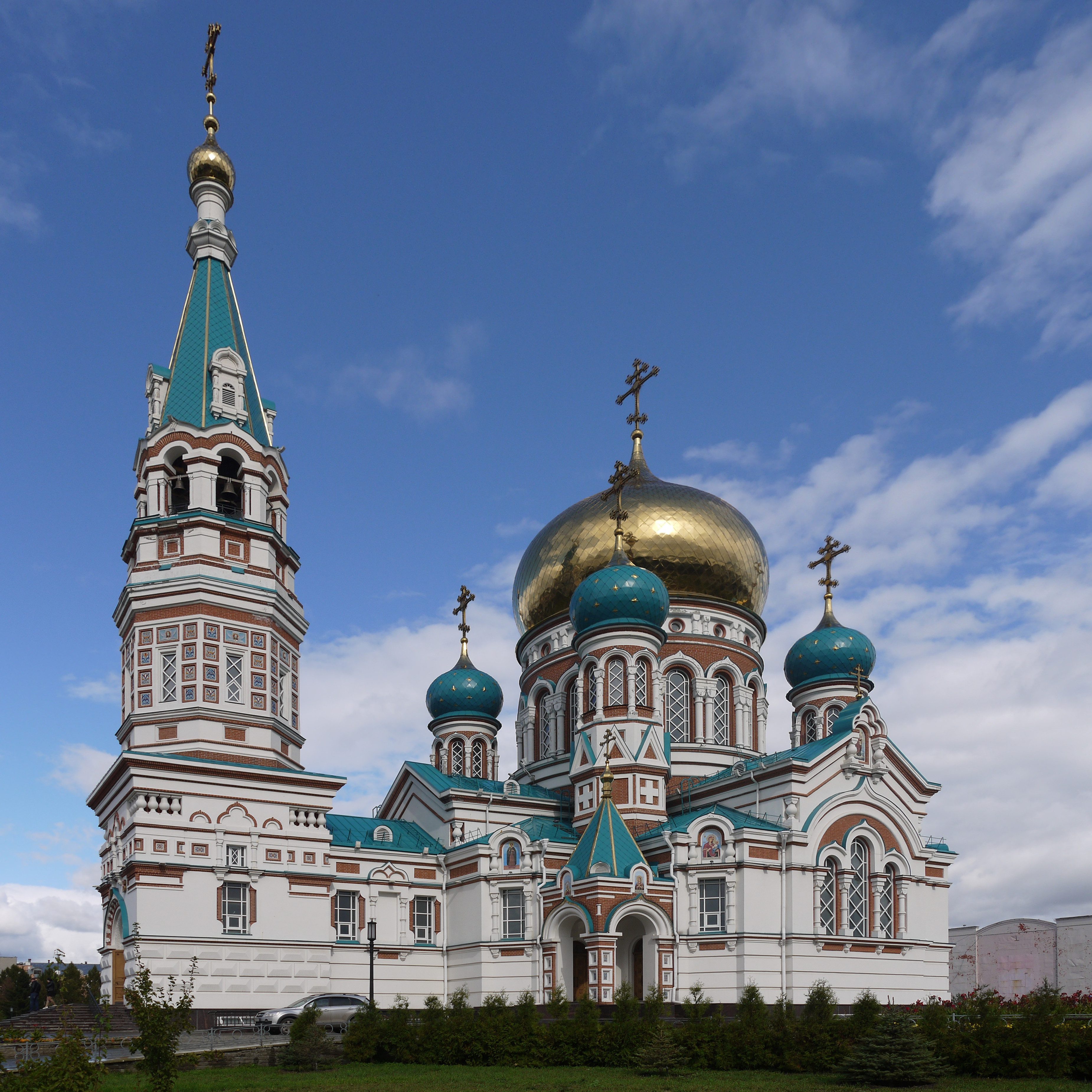 Assumption Cathedral in Omsk, Russia. Wikimedia Commons.