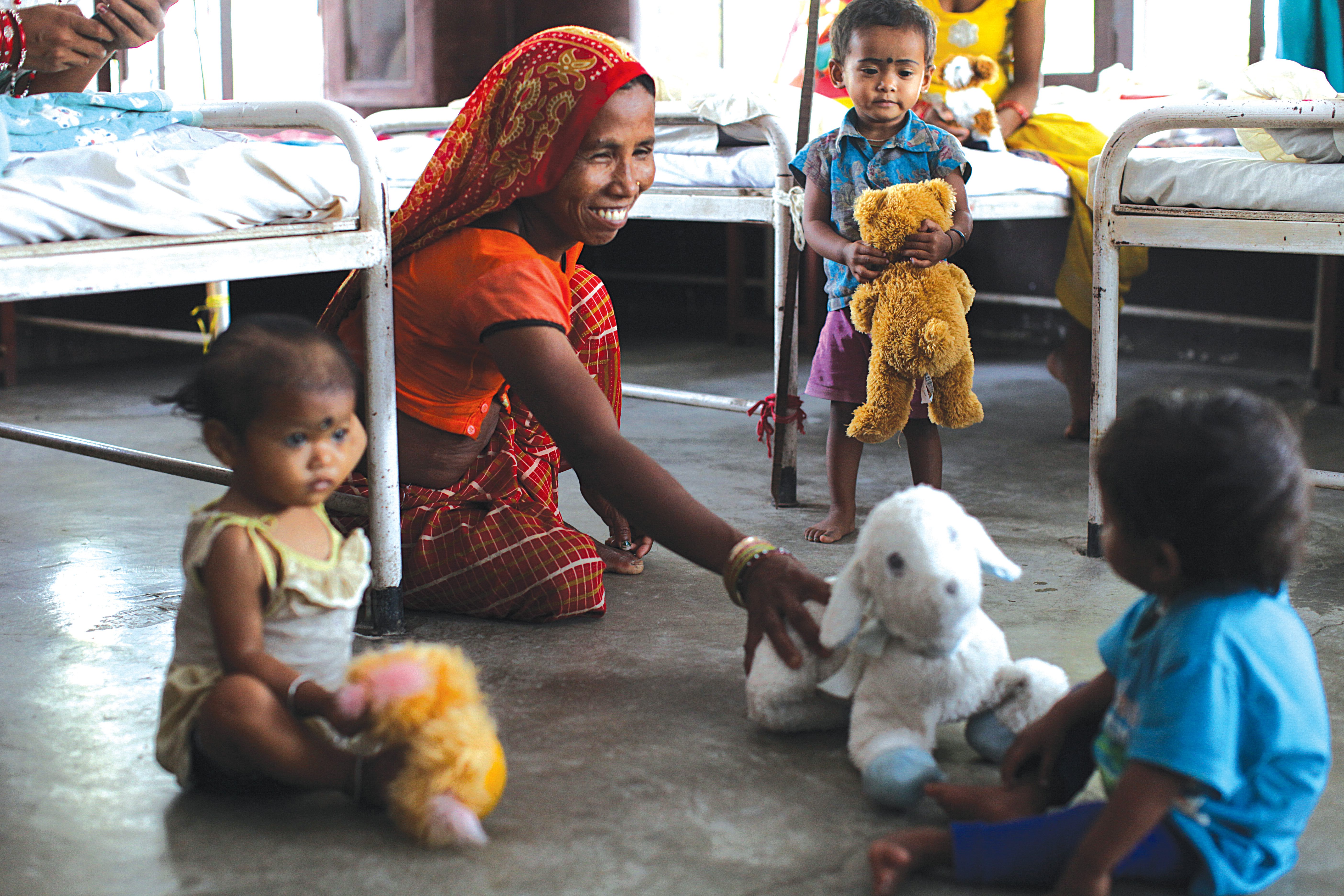 Khato Rana with her daughter Rita, 2, at the Nutrition Rehabilitation Home in Dhangadhi, Nepal, which restores malnourished children back to health. Laura Elizabeth Pohl/Bread for the World.