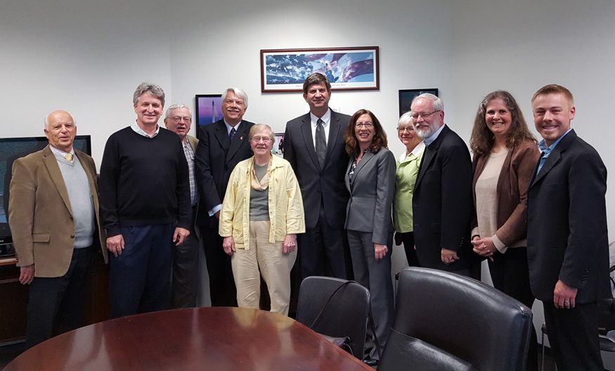 Religious leaders meet with U.S. Rep. Brad Schneider (D-IL-10) on foreign assistance. Photo: Bread for the World