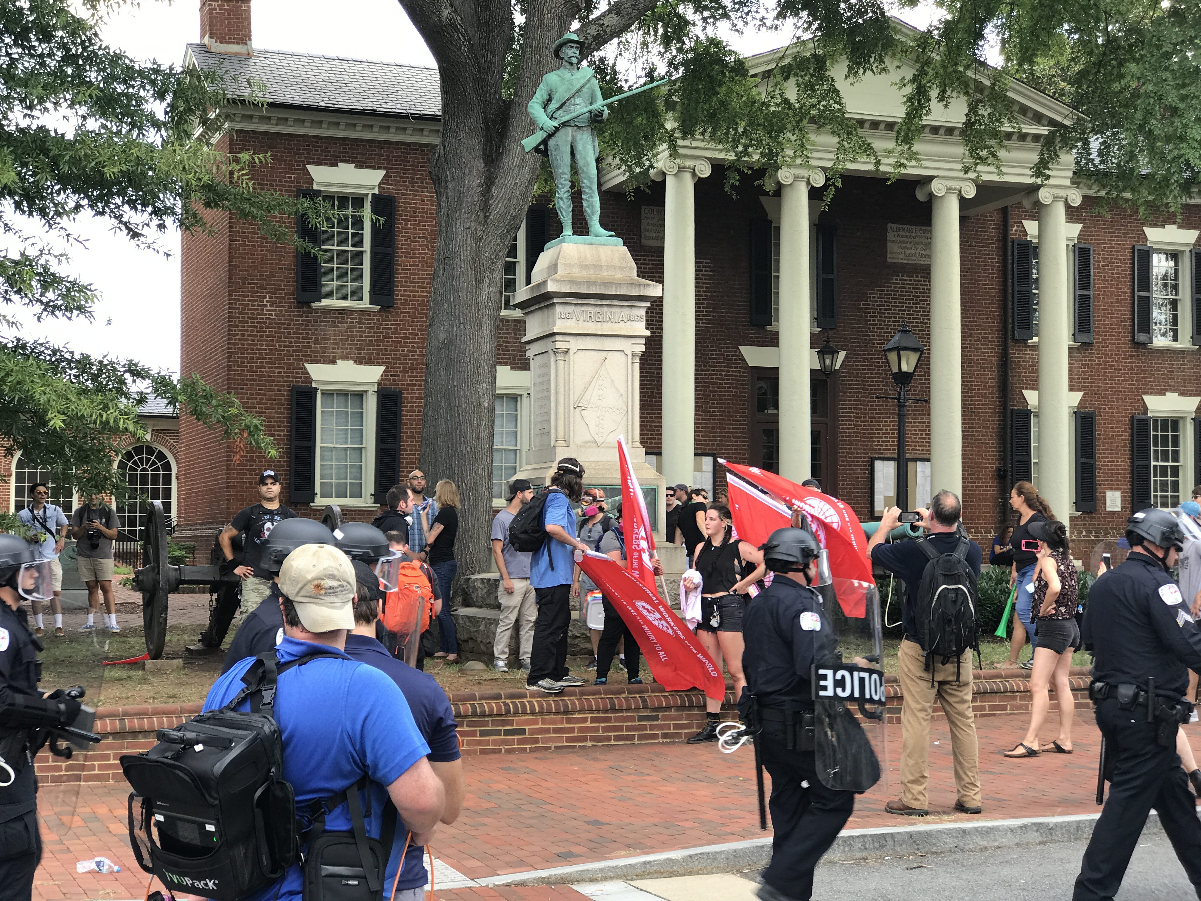 Counter-protesters in Justice Park in Charlottesville, Va. Anthony Crider/Wikimedia Commons.