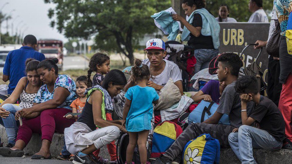 Venezuelan migrants in Colombia. About 5,000 people have been crossing borders daily to leave Venezuela over the past year, according to UN data. Colombia, April 2019. UNHCR/Vincent Tremeau